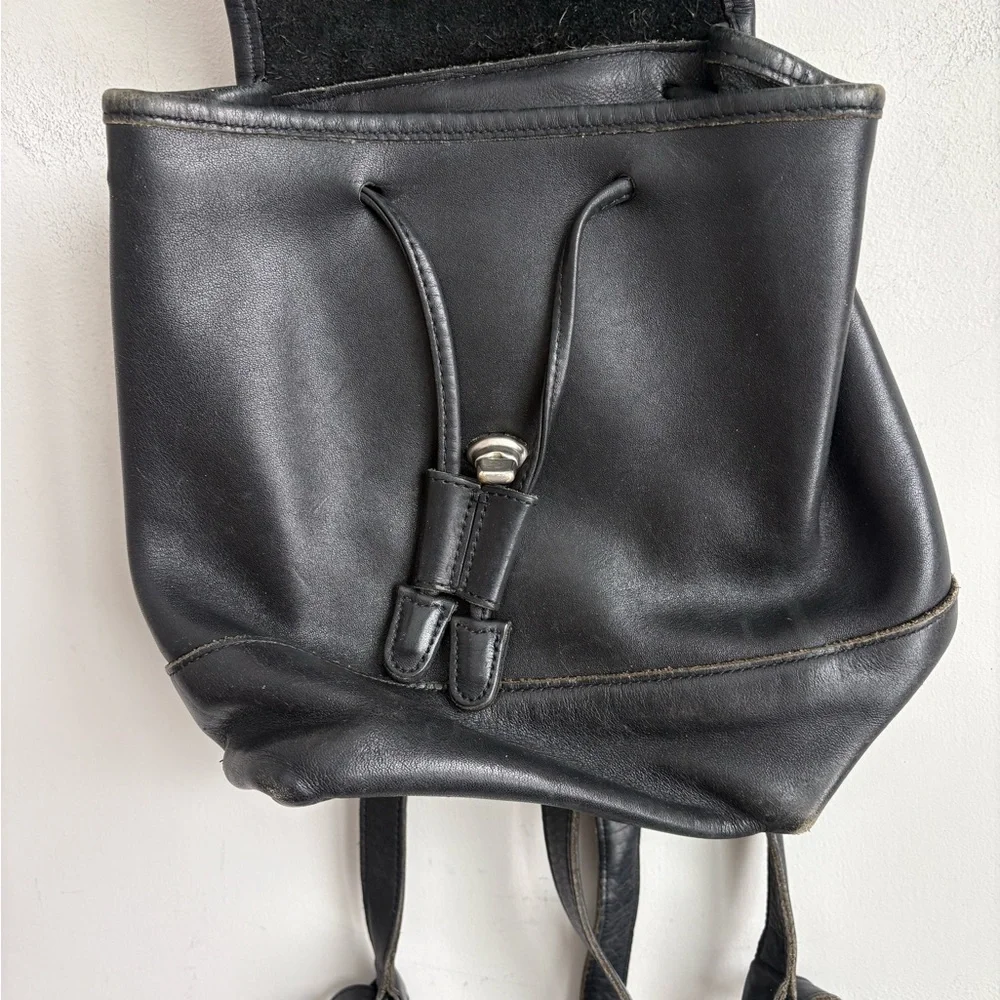 Coach Vintage Black Leather Mini Backpack Bag Turnlock Drawstring B0K-9960